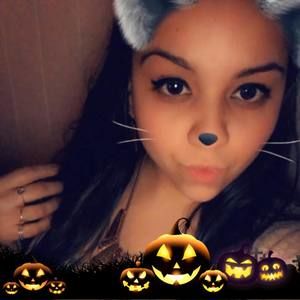 Meet your Posher, Ely